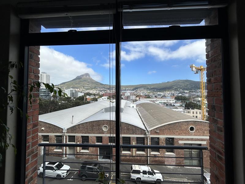 1 Bedroom Property for Sale in Gardens Western Cape